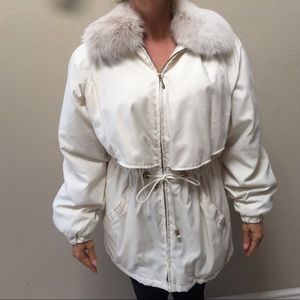 Beautiful Cream Warm Coat. Size Small.
